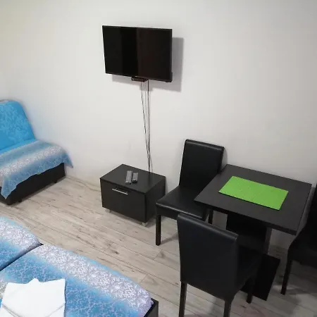 Mitic 1 Homestay *