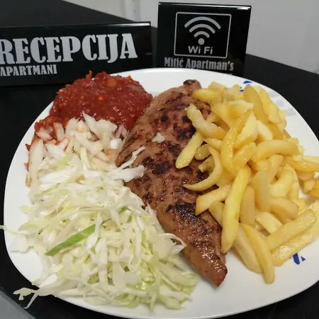 Mitic 1 Проживание в семье Ниш